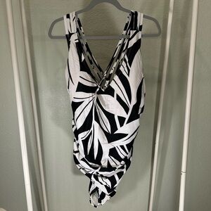 Kona sol bathing suit size 26W